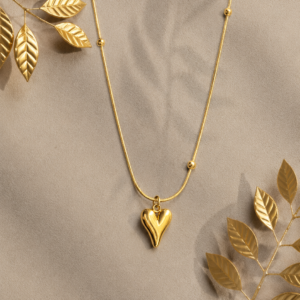 Elegant Anti Tarnish Golden Embrace Necklace